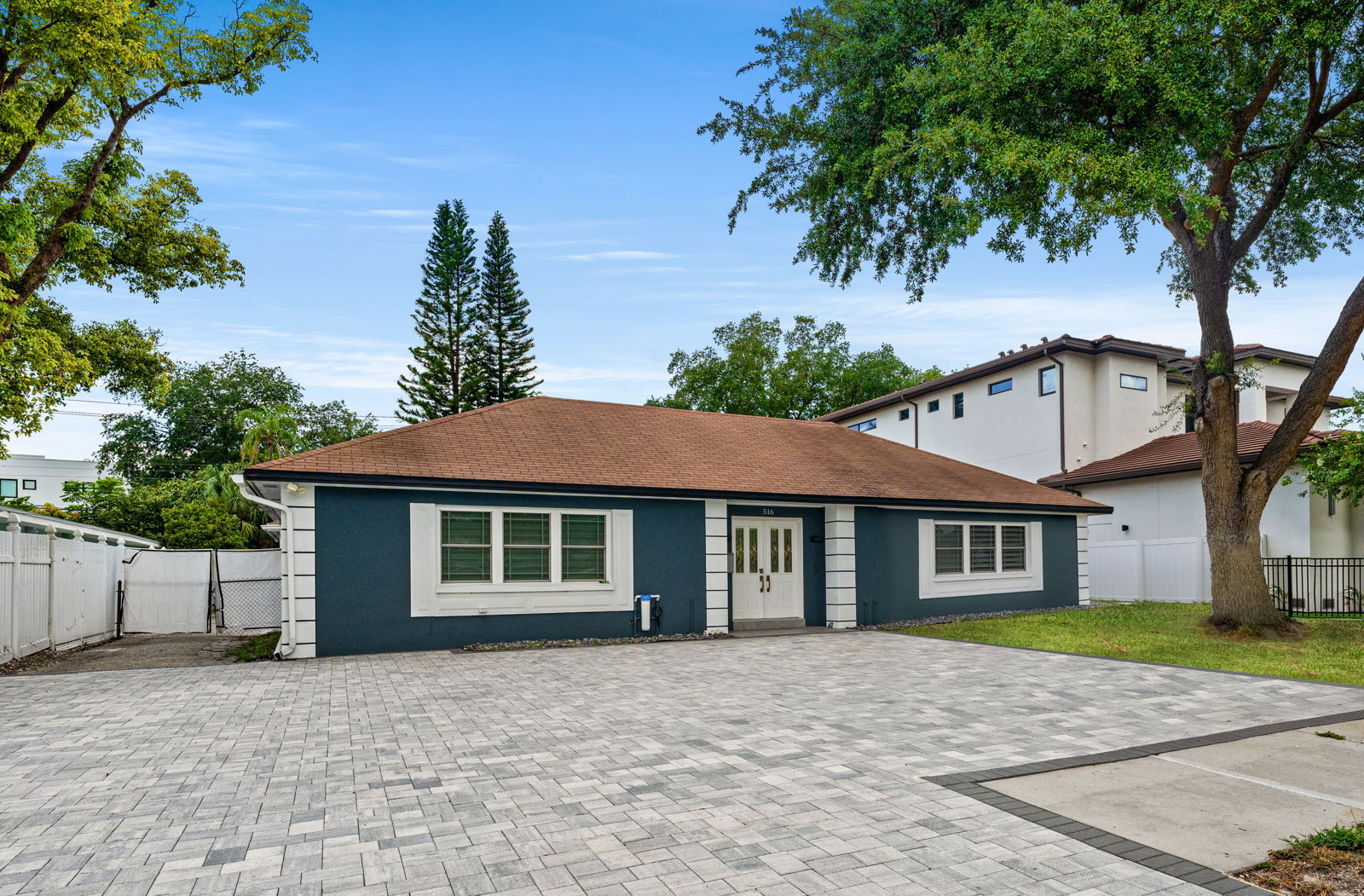 516 EAST DAVIS BLVD | DAVIS ISLANDS