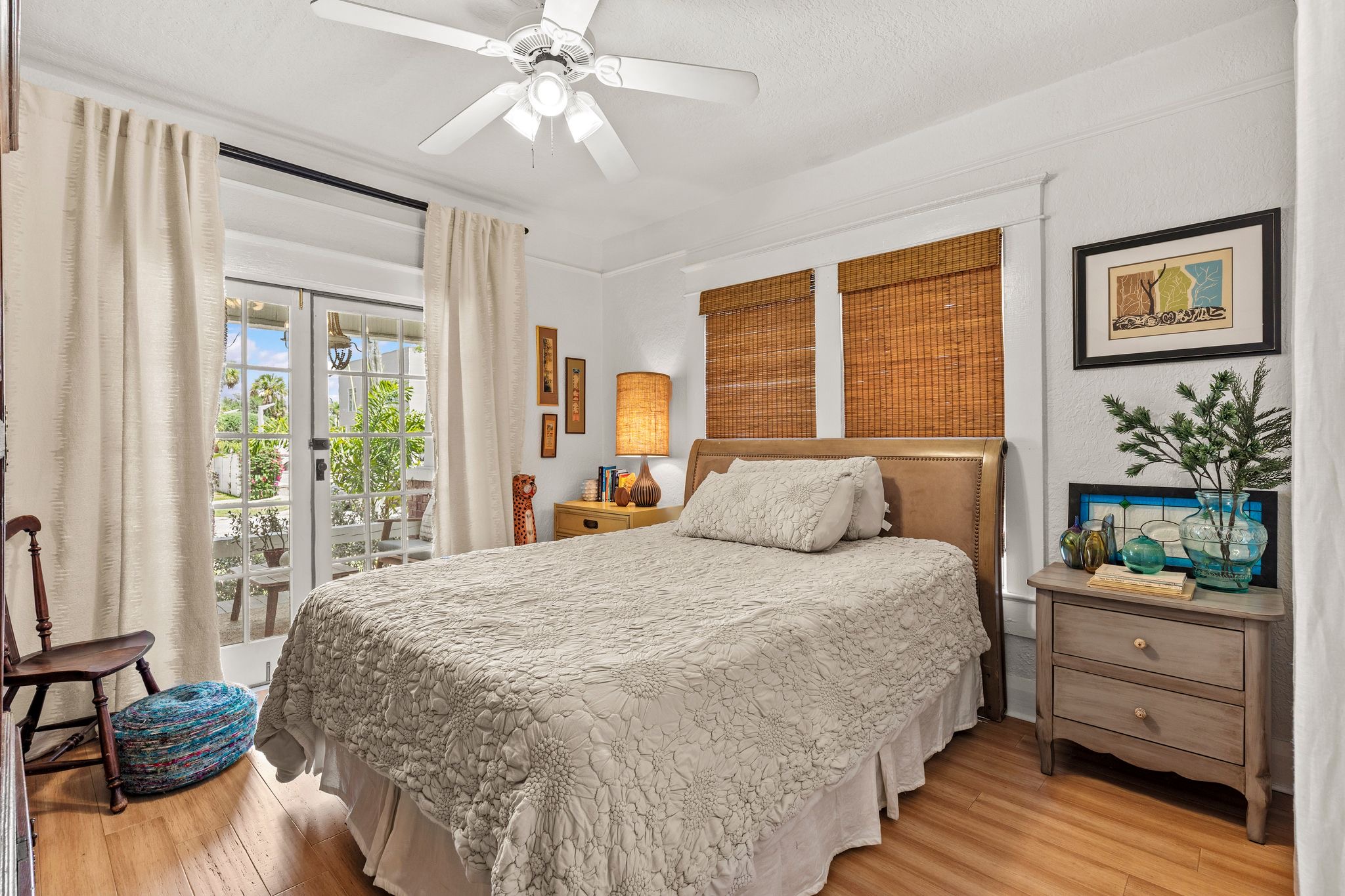 211 S ALBANY AVE | SOHO/HYDE PARK