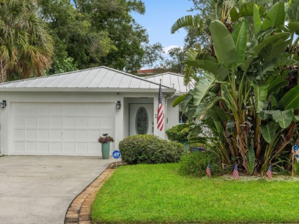 105 ADALIA AVE – DAVIS ISLANDS
